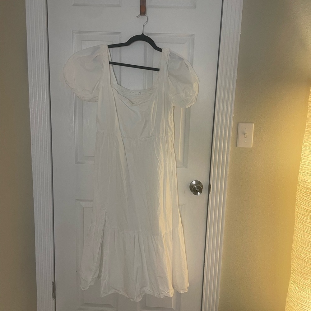 ASTR the Label White Puff Sleeve Dress - Picture 3 of 4